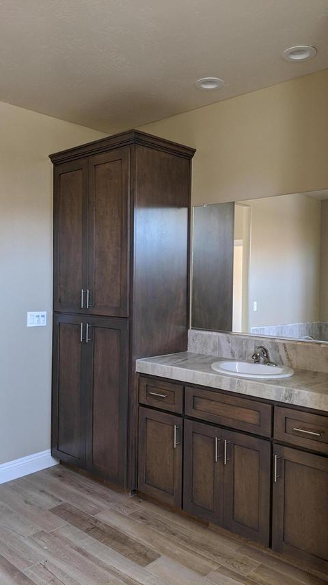 3038 E Beech Ct, Visalia, CA 93292 photo 12