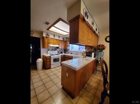 205 N A Ave, Avenal, CA 93204 photo 7