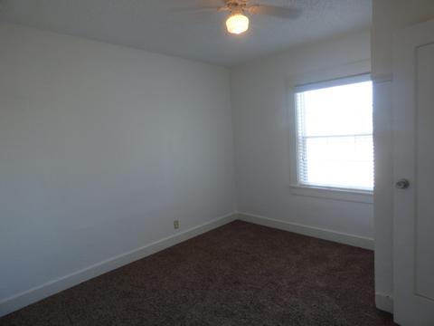 331 N Thompson Rd, Tipton, CA 93272 photo 10
