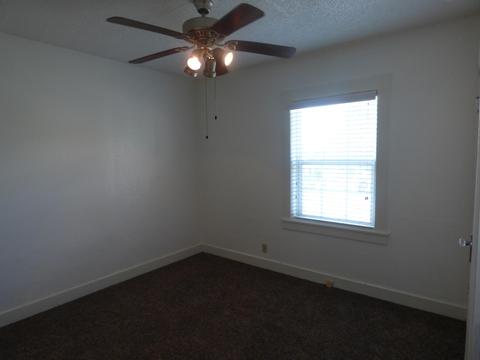 331 N Thompson Rd, Tipton, CA 93272 photo 11