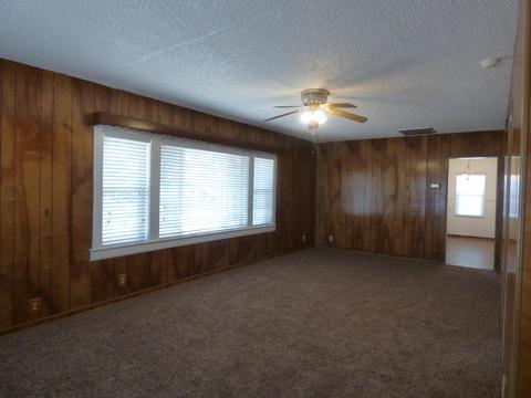 331 N Thompson Rd, Tipton, CA 93272 photo 4
