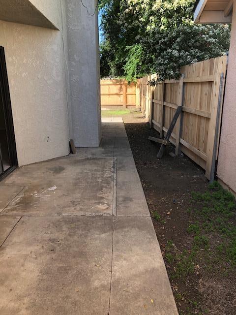 2402 E Parker Ct, Visalia, CA 93292 photo 31