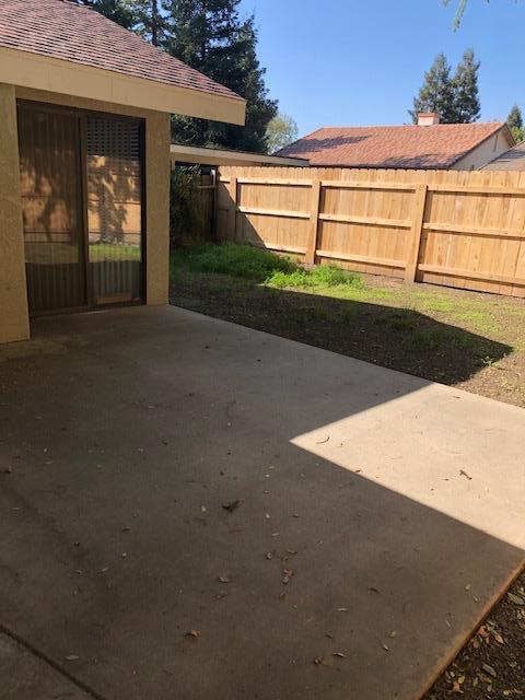 2402 E Parker Ct, Visalia, CA 93292 photo 33