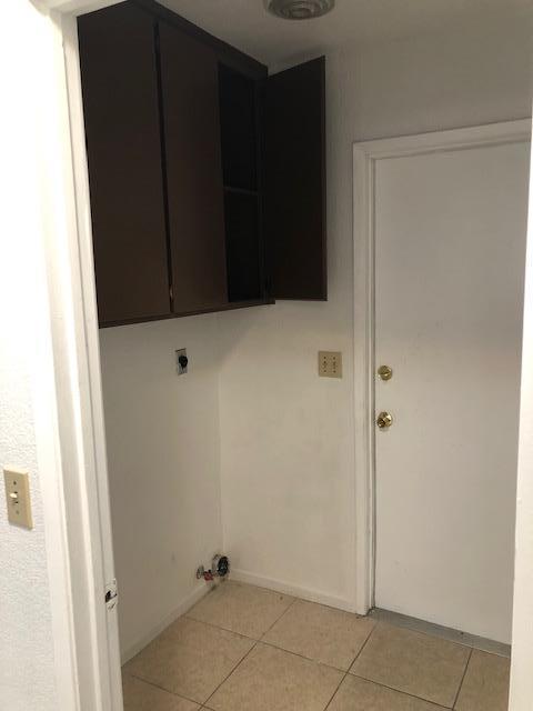 2402 E Parker Ct, Visalia, CA 93292 photo 24