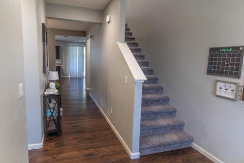 1098 Jade Way, Lemoore, CA 93245 photo 5