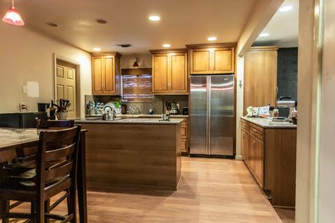 150 E Spruce Ave, Lemoore, CA 93245 photo 6