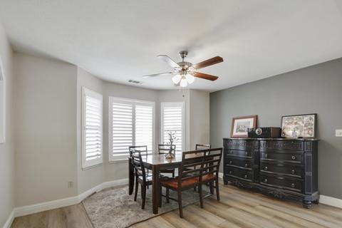 2202 E Princeton Ave, Visalia, CA 93292 photo 7