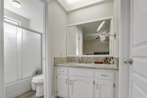 2202 E Princeton Ave, Visalia, CA 93292 photo 19