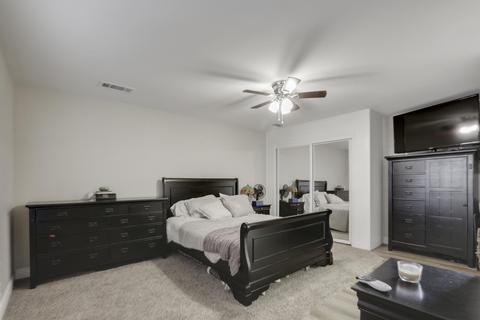 2202 E Princeton Ave, Visalia, CA 93292 photo 17