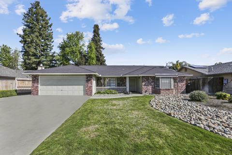 2202 E Princeton Ave, Visalia, CA 93292 photo 1