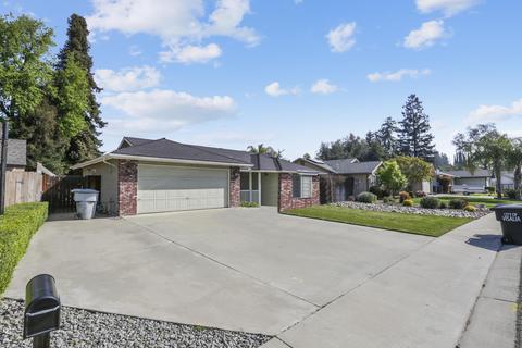 2202 E Princeton Ave, Visalia, CA 93292 photo 2