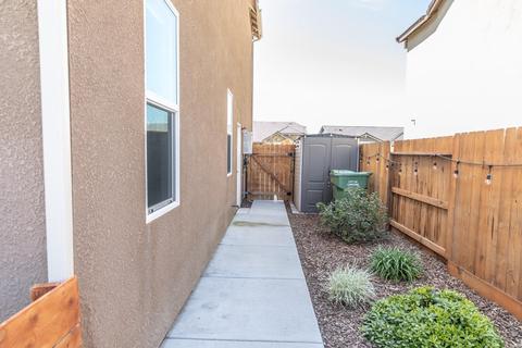 1164 Caddie Loop, Lemoore, CA 93245 photo 37