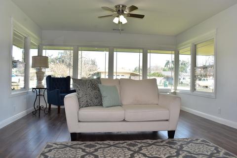 324 Valencia Dr, Exeter, CA 93221 photo 5