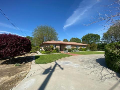 14468 16th Ave, Lemoore, CA 93245 photo 1