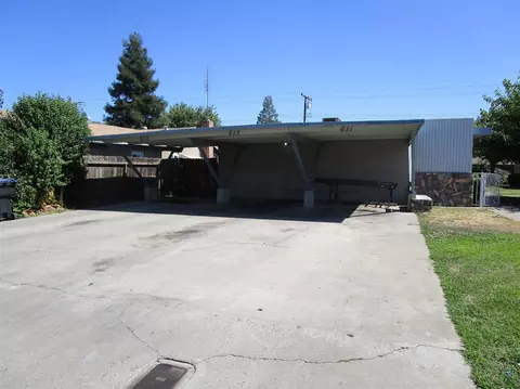611 E Kaweah Ave, Visalia, CA 93292 photo 6