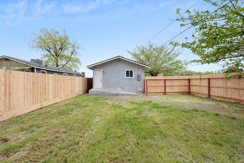 405 W Cedar St, Exeter, CA 93221 photo 23