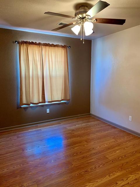 1591 Humboldt St, Lemoore, CA 93245 photo 5