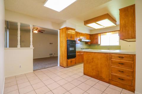 735 N E St, Tulare, CA 93274 photo 14