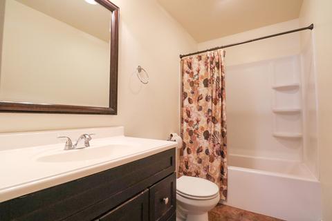 735 N E St, Tulare, CA 93274 photo 18