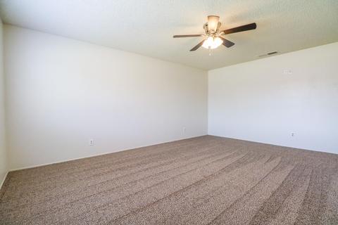 735 N E St, Tulare, CA 93274 photo 5