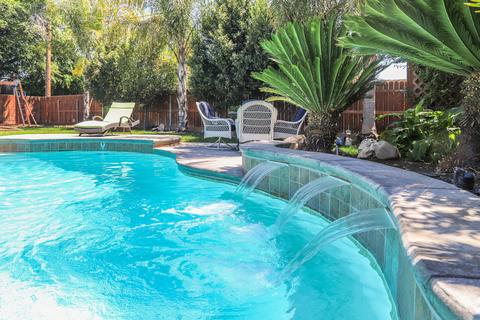 1335 W Iris Ave, Visalia, CA 93277 photo 33