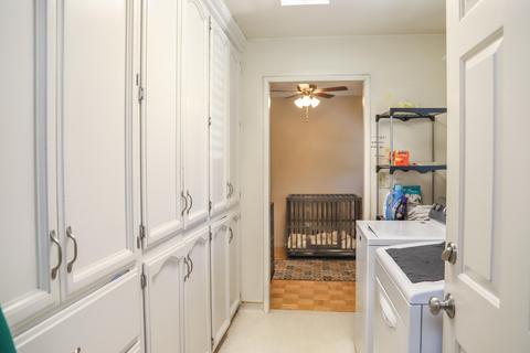 1335 W Iris Ave, Visalia, CA 93277 photo 25
