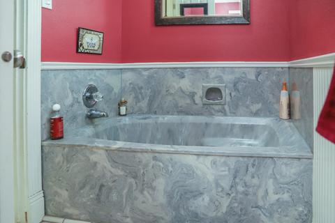 1335 W Iris Ave, Visalia, CA 93277 photo 19
