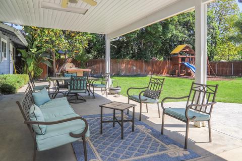1335 W Iris Ave, Visalia, CA 93277 photo 31