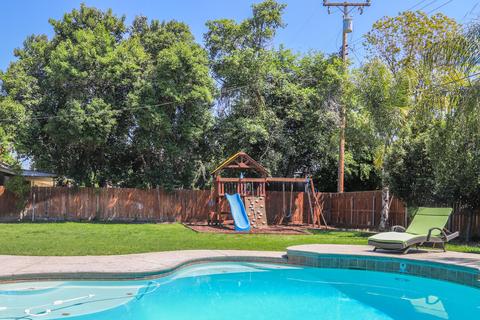 1335 W Iris Ave, Visalia, CA 93277 photo 30