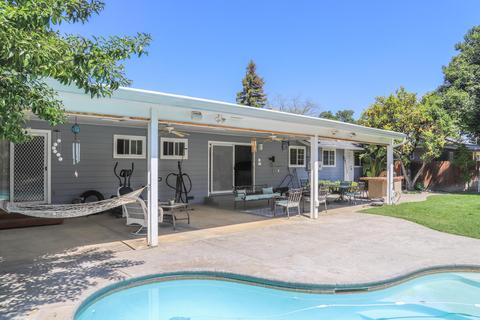 1335 W Iris Ave, Visalia, CA 93277 photo 29