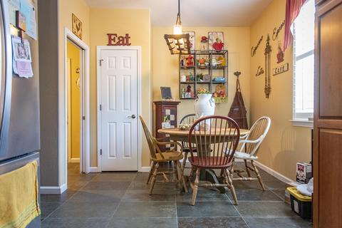 2036 E La Vida Ave, Visalia, CA 93292 photo 18