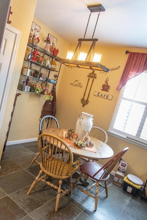 2036 E La Vida Ave, Visalia, CA 93292 photo 17