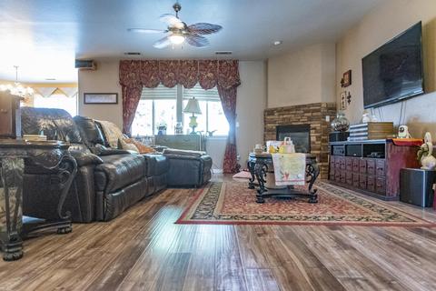 2036 E La Vida Ave, Visalia, CA 93292 photo 10