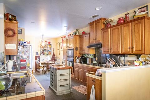 2036 E La Vida Ave, Visalia, CA 93292 photo 16