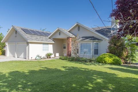 25301 Grove Way, Madera, CA 93638 photo 2