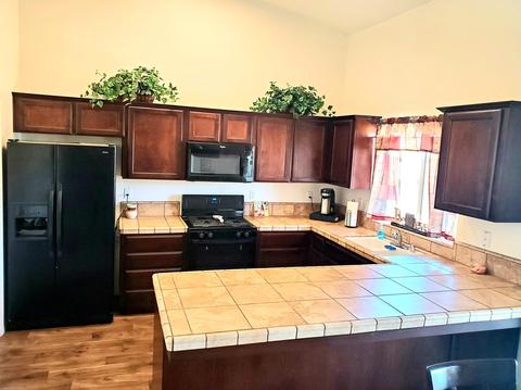 7484 Elder Dr, Visalia, CA 93291 photo 15