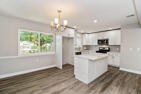134 W Spring Ln, Lemoore, CA 93245 photo 8