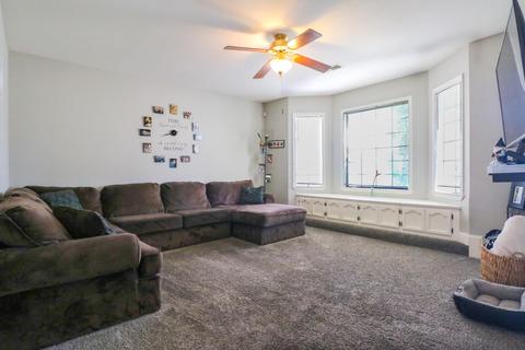 4222 W Iris Ave, Visalia, CA 93277 photo 3