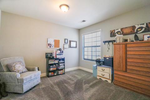 4222 W Iris Ave, Visalia, CA 93277 photo 17