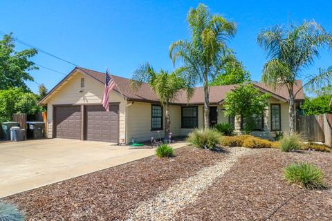 4222 W Iris Ave, Visalia, CA 93277 photo 2