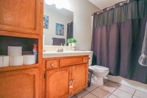 4222 W Iris Ave, Visalia, CA 93277 photo 13