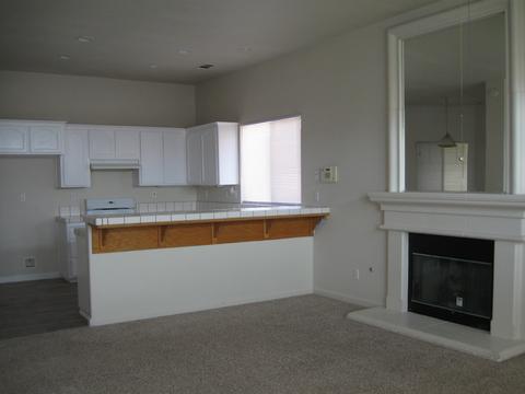 1793 Castle Way, Lemoore, CA 93245 photo 10