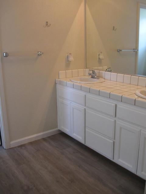 1793 Castle Way, Lemoore, CA 93245 photo 37