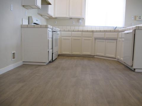 1793 Castle Way, Lemoore, CA 93245 photo 13