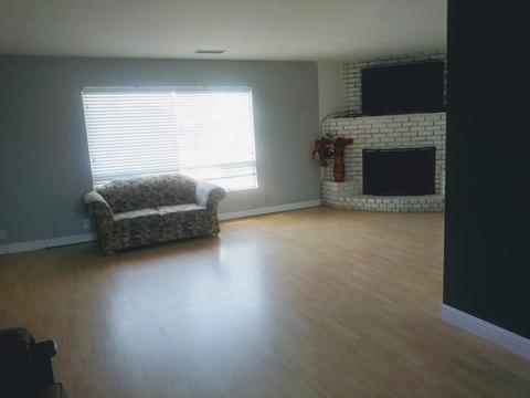 888 E Lyndale Ave, Tulare, CA 93274 photo 7