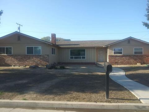 888 E Lyndale Ave, Tulare, CA 93274 photo 3
