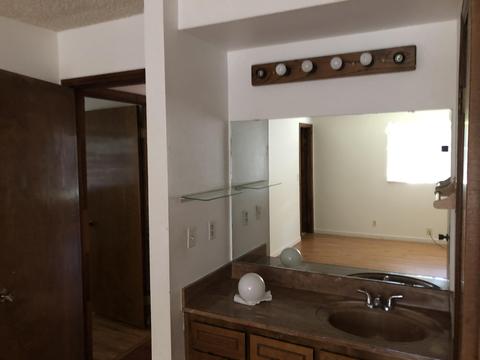 1003 E Oakridge Ave, Visalia, CA 93292 photo 13