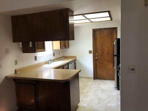 1003 E Oakridge Ave, Visalia, CA 93292 photo 8