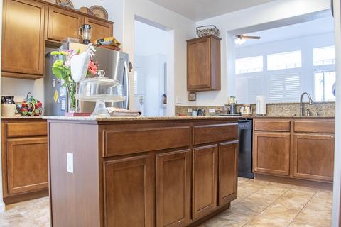 3256 N Memory St, Visalia, CA 93291 photo 9