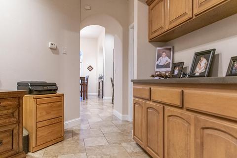 1221 E Copper Ct, Visalia, CA 93292 photo 63